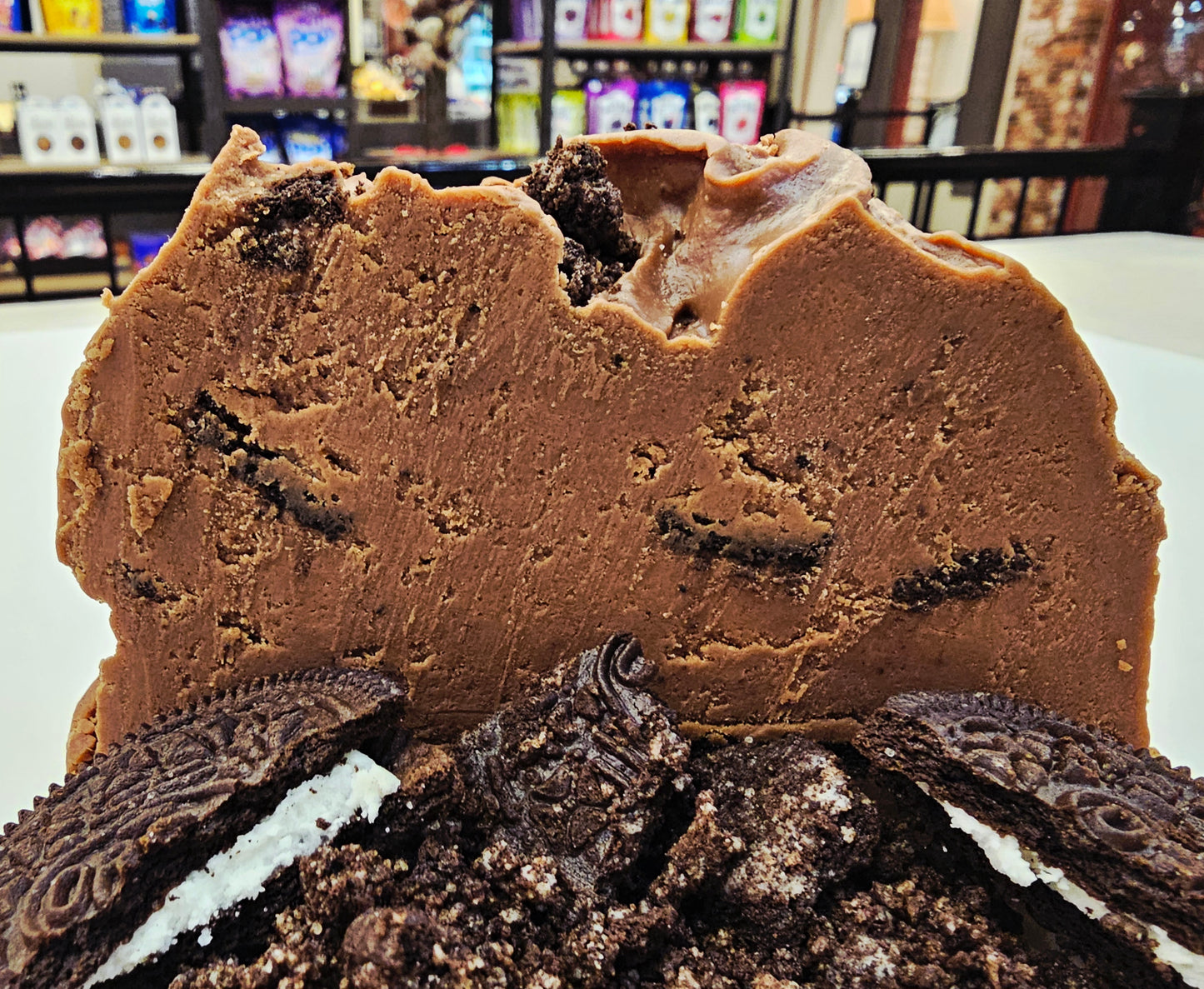 Chocolate Cookies & Cream Fudge